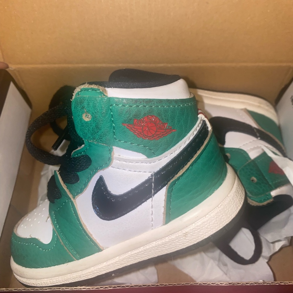 Air jordan 1’s toddler size 4c